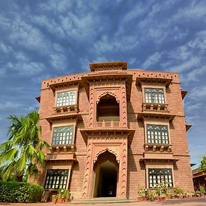 Garh Govind Hotel And Resort